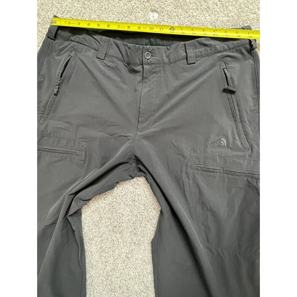 The North Face Short Court convertible Hiking Cargo Pants Men's 40 Gray